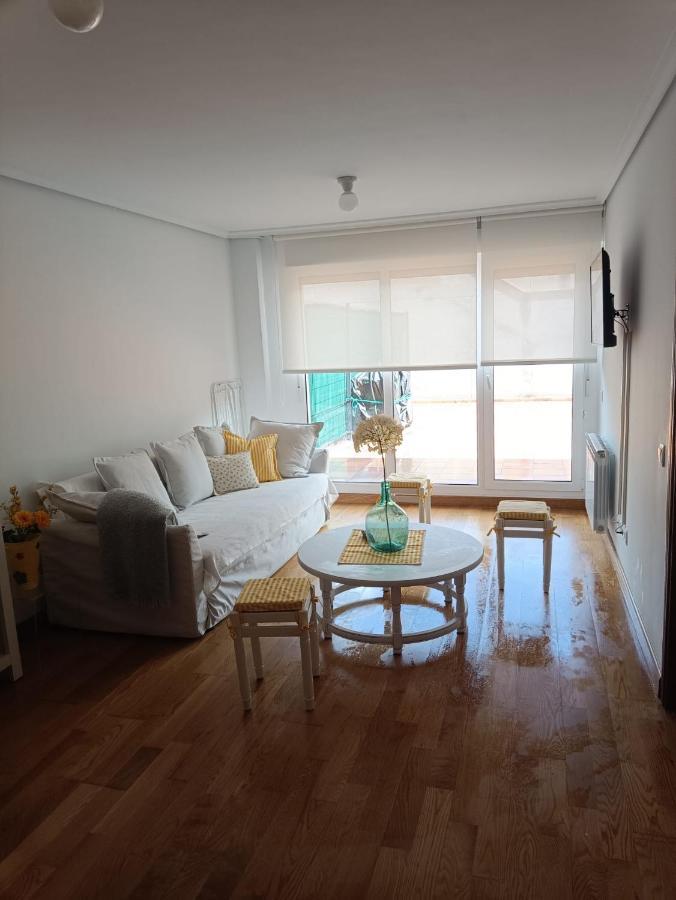 Apartamento Con Terraza كوميلاس المظهر الخارجي الصورة